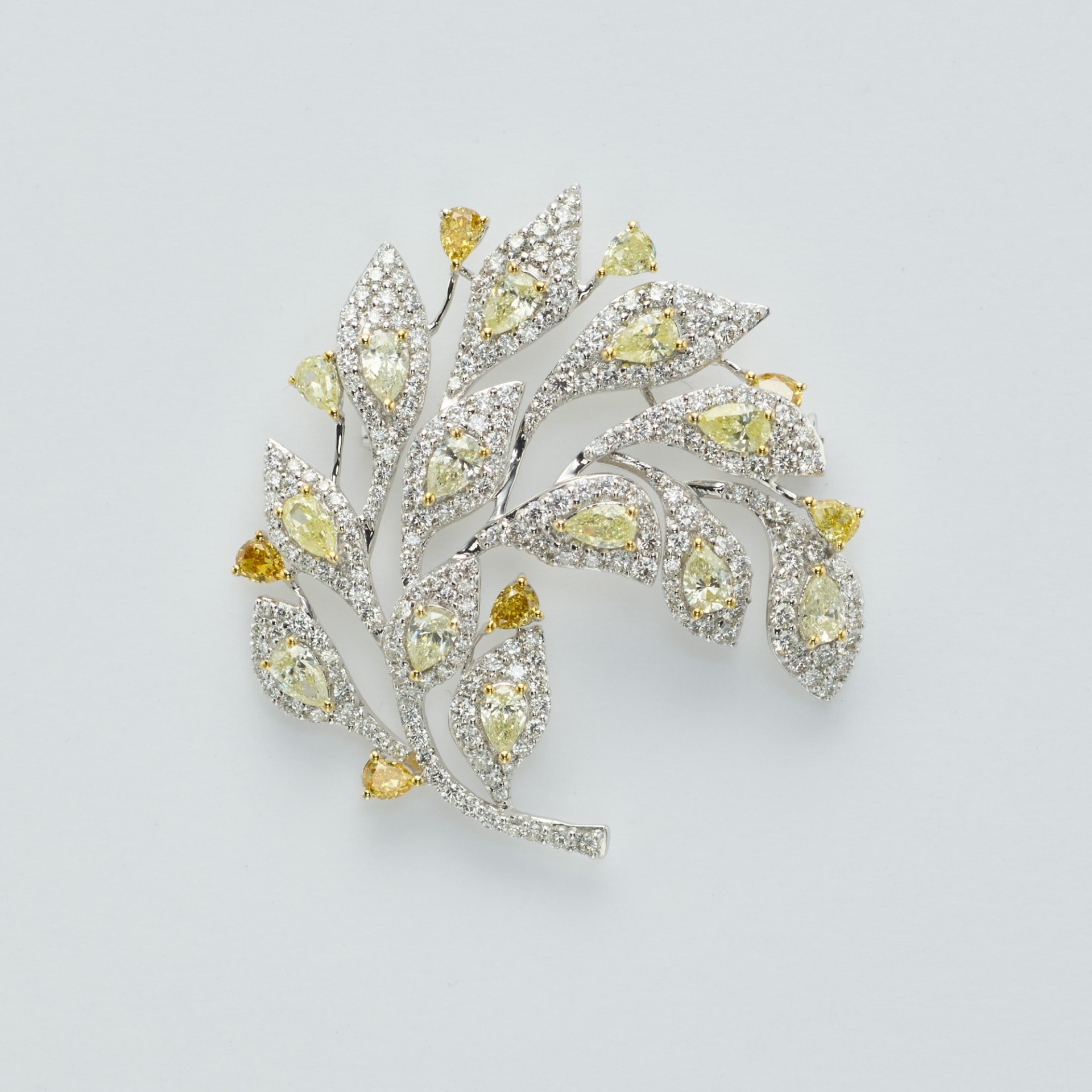 K18WG イエローダイヤモンドブローチ - ブローチ - ASAHI JEWELRY