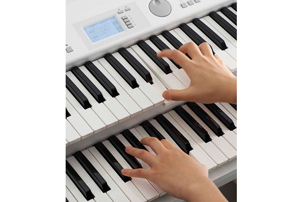 ELB-02 - Overview - Electone - Products - Keyboard Instruments