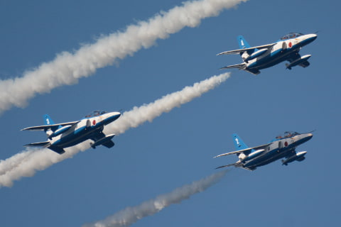 ブルーインパルス、医療従事者への敬意と感謝を示すため5月29日に東京