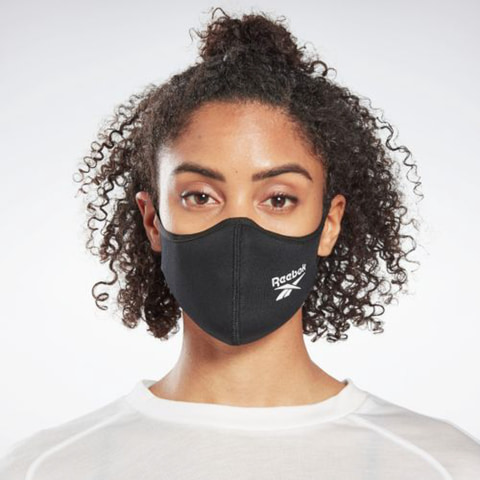 リーボックのマスク「Reebok FACE COVER（リーボックフェイスカバー