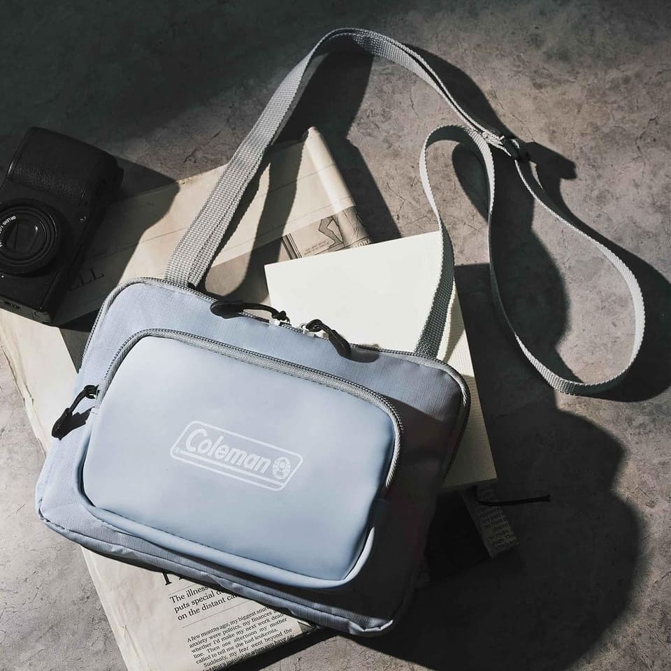 smart 7月号、特別付録は「コールマン」の水に強い2層式ショルダー