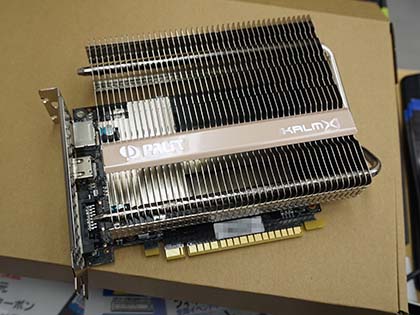 巨大ヒートシンク搭載、ファンレス仕様のGeForce GTX 1050 Tiカードが