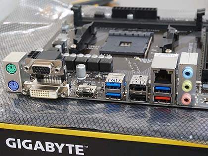 エントリー向けの「A320」を搭載したRyzenマザーが初登場、実売1万円