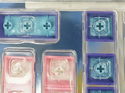 Cherry MX対応のカラフルな交換用キーキャップが入荷、108キーセットで