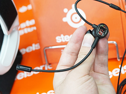 SteelSeriesのゲーミングイヤホン「Tusq」が登場、デュアルマイク搭載