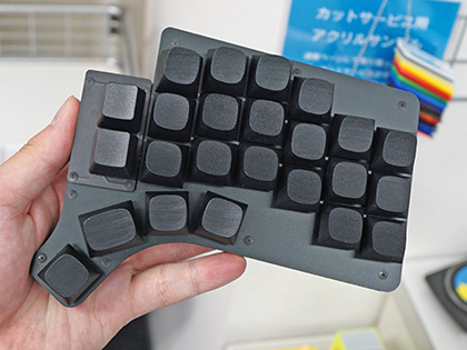 楽に打てて疲れにくい分離キーボード自作キット「Claw44 v3」が入荷
