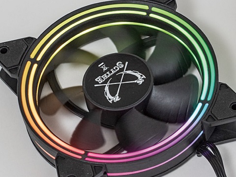 PC自作の新常識】マザーボードに接続するファンなどのコネクタが足り