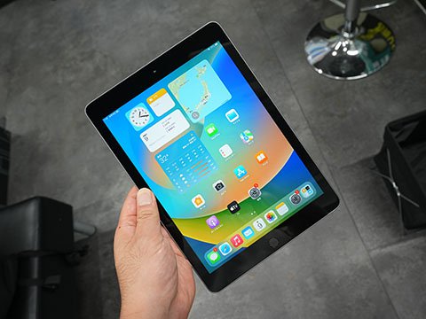 第6世代iPad Wi-Fiモデル 128GBが17,800円！イオシスでCランク中古品