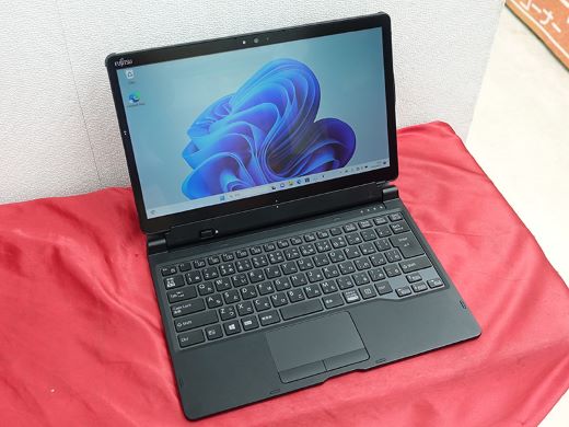 第8世代Core搭載の13.3インチタブレット「ARROWS Tab Q738/SB」が