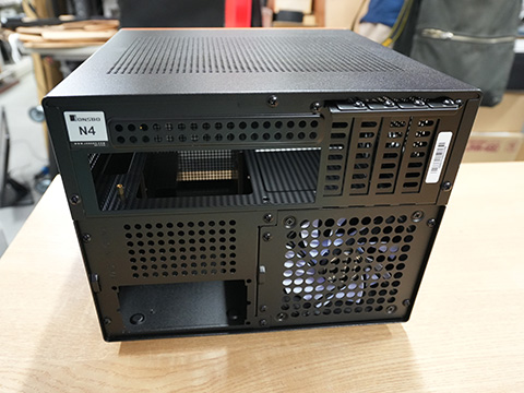 木製パネル採用のNAS向けmicroATXケース「JONSBO N4」が入荷 - AKIBA