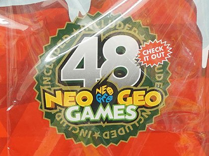 合計48タイトル収録の「NEOGEO mini クリスマス限定版」が在庫販売中