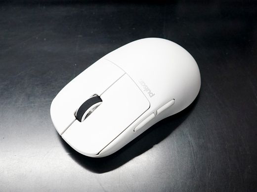 重量37gの軽量つかみ持ちマウス「X2H CrazyLight」がPulsarから