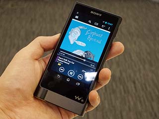 ソニー、12万円の最上位ハイレゾウォークマン「NW-ZX2」 - AV Watch