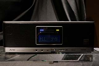 蘇るAurexブランド。東芝からハイレゾ再生対応のCDラジオ「TY-AH1000