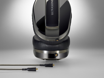 ULTRASONE、音に磨きをかけた「Edition M Plus」と、「M」のBlackPearl