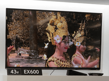 番組表の概念を一新し、HDR化も果たした4K VIERA「EX600」。43型17万円