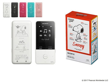 スヌーピーデザインのソニー ウォークマンS。刻印5種×6色で30パターン
