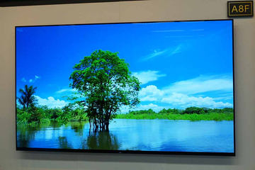 ソニー、画面から音が鳴る4K有機EL「BRAVIA A8F」。壁掛け対応や