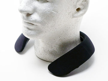 レビュー】ボーズの“肩のせ”Bluetoothスピーカー。驚きの低音、長時間