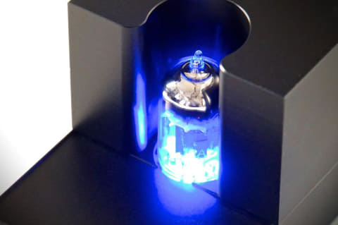 Carot One初“ブラック”アンプ、120台限定「ERNESTOLO 50k LIMITED