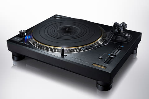 Technics、オールブラック&特別仕様「SL-1210GAE」海外発表。世界限定