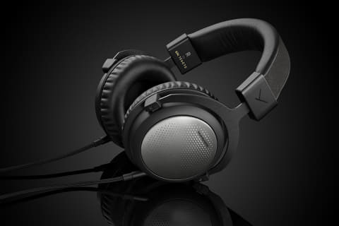 beyerdynamic、テスラドライバヘッドフォン第3世代「T1/T5」 - AV Watch