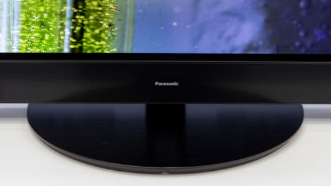 ビエラ最高峰の高コントラスト4K有機EL「JZ2000」。7.1ch/125W