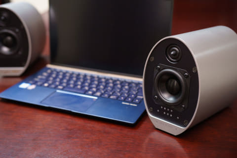 レビュー】あの“ガチ過ぎる”PCスピーカー、ついに異次元へ。クリプトン