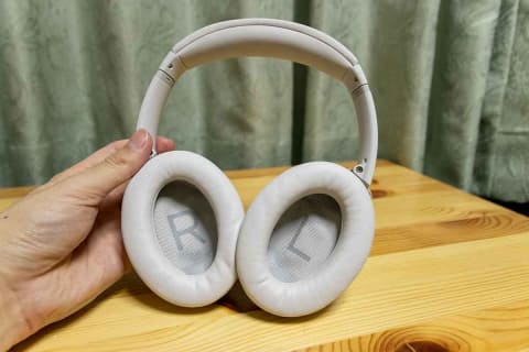 レビュー】伝統デザイン回帰のボーズ「QC45」。シンプル機能＆操作が