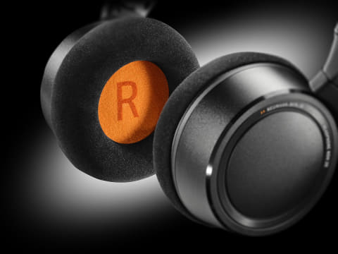 ノイマン新構造ヘッドフォン「NDH 20 Black Edition」限定パッケージ