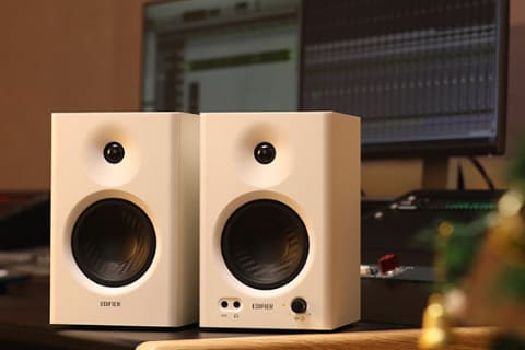 EDIFIER、約1.8万円のアクティブモニタースピーカー - AV Watch
