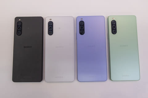 ソニー、上位機種と同じ“フロントステレオスピーカー”採用「Xperia 10