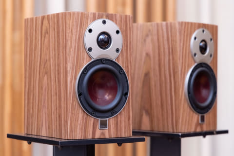 小さくて高性能なロングセラーDALI「MENUET」。表情豊かな鳴りっぷりに