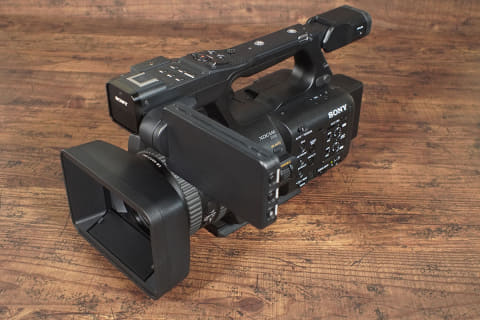 小寺信良の週刊 Electric Zooma!】ようやく登場した業務用カムコーダ