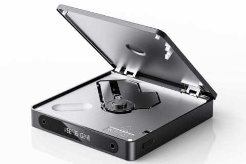 FIIO、Bluetooth対応ポータブルCDプレーヤー。デュアルDAC&アンプの高