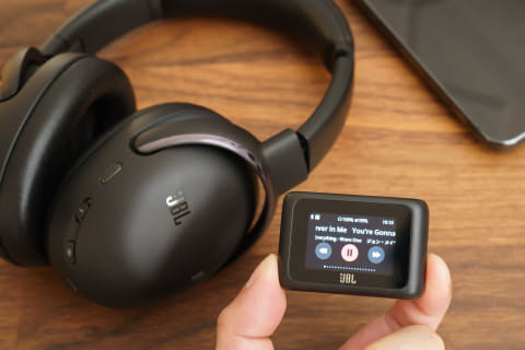 Bluetoothヘッドフォンの完成形!? JBL「TOUR ONE M3」。マイカ振動板で