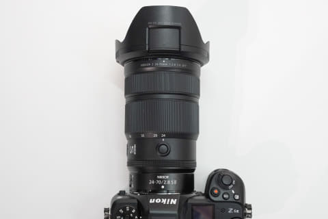 ニコン、レンズが伸びないインターナルズーム機構の「NIKKOR Z 24