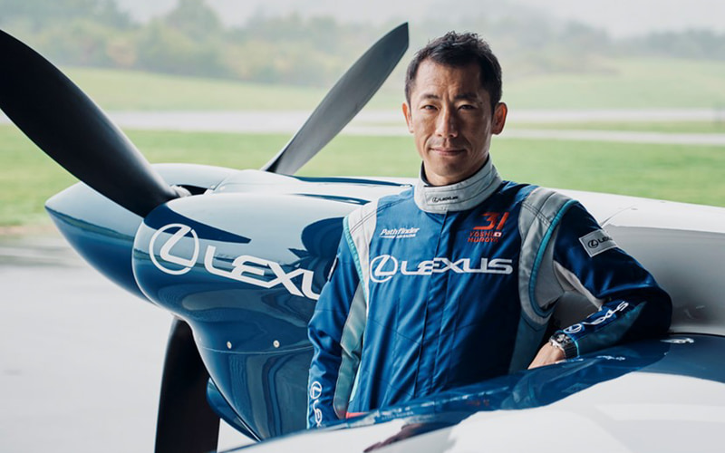 エアレース・パイロット室屋義秀選手の「Fly for ALL #大空を見上げ