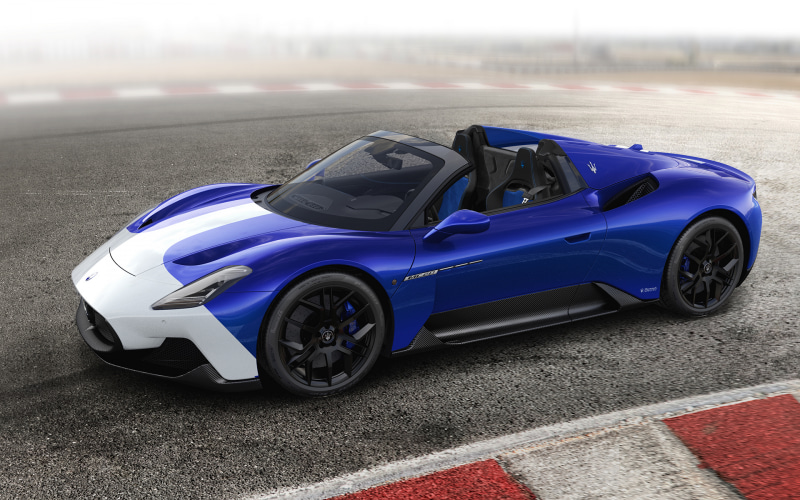 マセラティ、日本限定の「MC20 チェロ」スペシャルエディション 青と赤