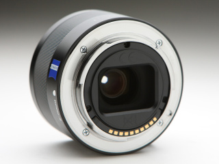 交換レンズレビュー：Sonnar T* FE 35mm F2.8 ZA - デジカメ Watch