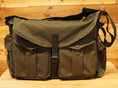 MAGNUMとFILSONのコラボカメラバッグ - デジカメ Watch Watch