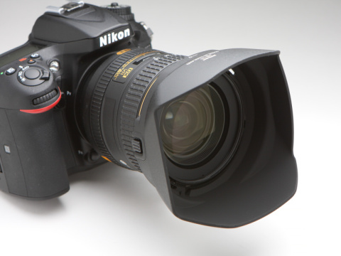 交換レンズレビュー：AF-S DX NIKKOR 16-80mm f/2.8-4E ED VR