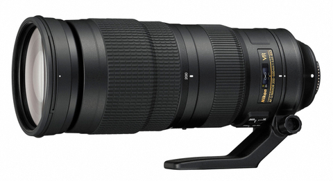 ニコン、「AF-S NIKKOR 200-500mm f/5.6E」をファームアップ
