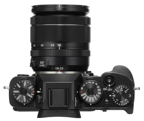 富士フイルム、動体追従性を高めたミラーレスカメラ「FUJIFILM X-T2