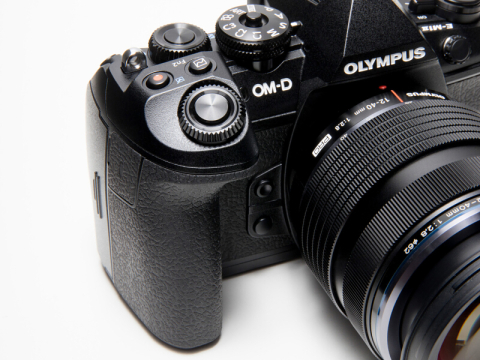 新製品レビュー：OLYMPUS OM-D E-M1 Mark II（外観・機能編
