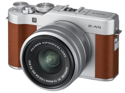 富士フイルム、位相差AF対応のエントリーミラーレスカメラ「FUJIFILM X