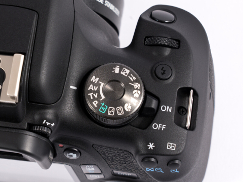 新製品レビュー：EOS Kiss X90 - デジカメ Watch