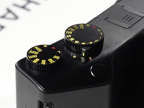 フォトキナ】ZEISSの35mmフルサイズ機「ZX1」詳報 - デジカメ Watch