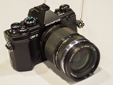 イベントレポート】OM-D E-M5 Mark IIIのハンズオンが盛況の「OLYMPUS