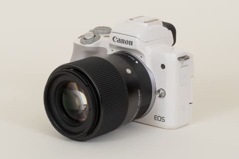 SIGMA EF-Mレンズ連続レビュー】「EOS Kiss M × SIGMA」で撮る “大口径